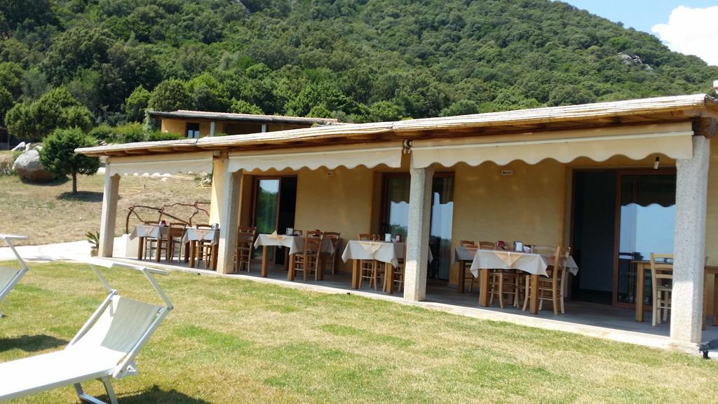 Li Teggi Turismo Rurale San Teodoro  Exterior photo
